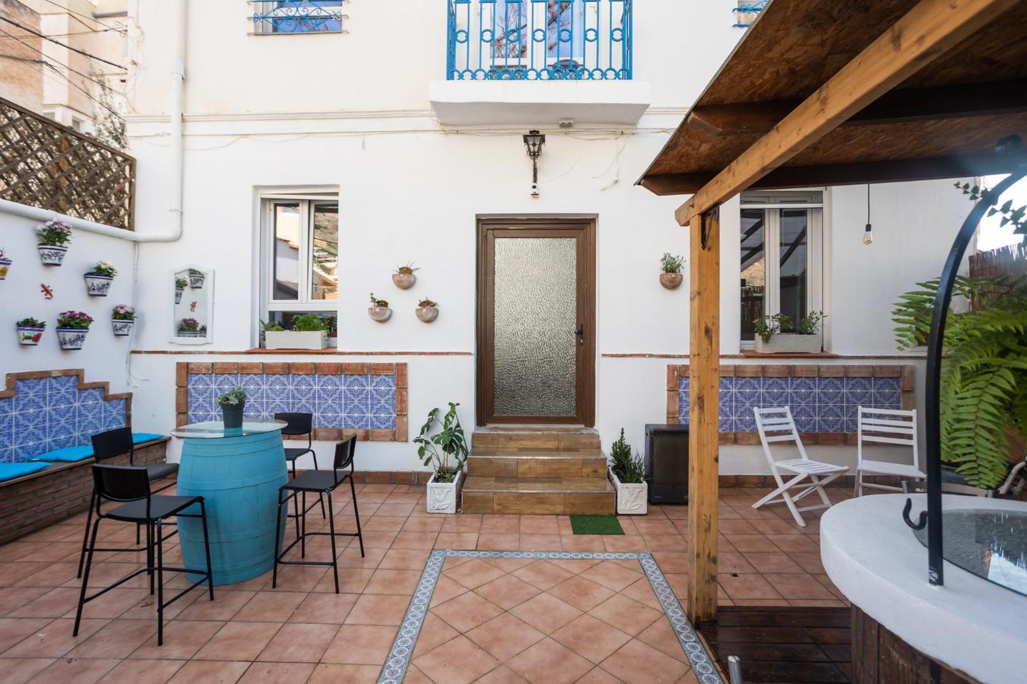 Naim Guest House Malaga Centro — Photos 2