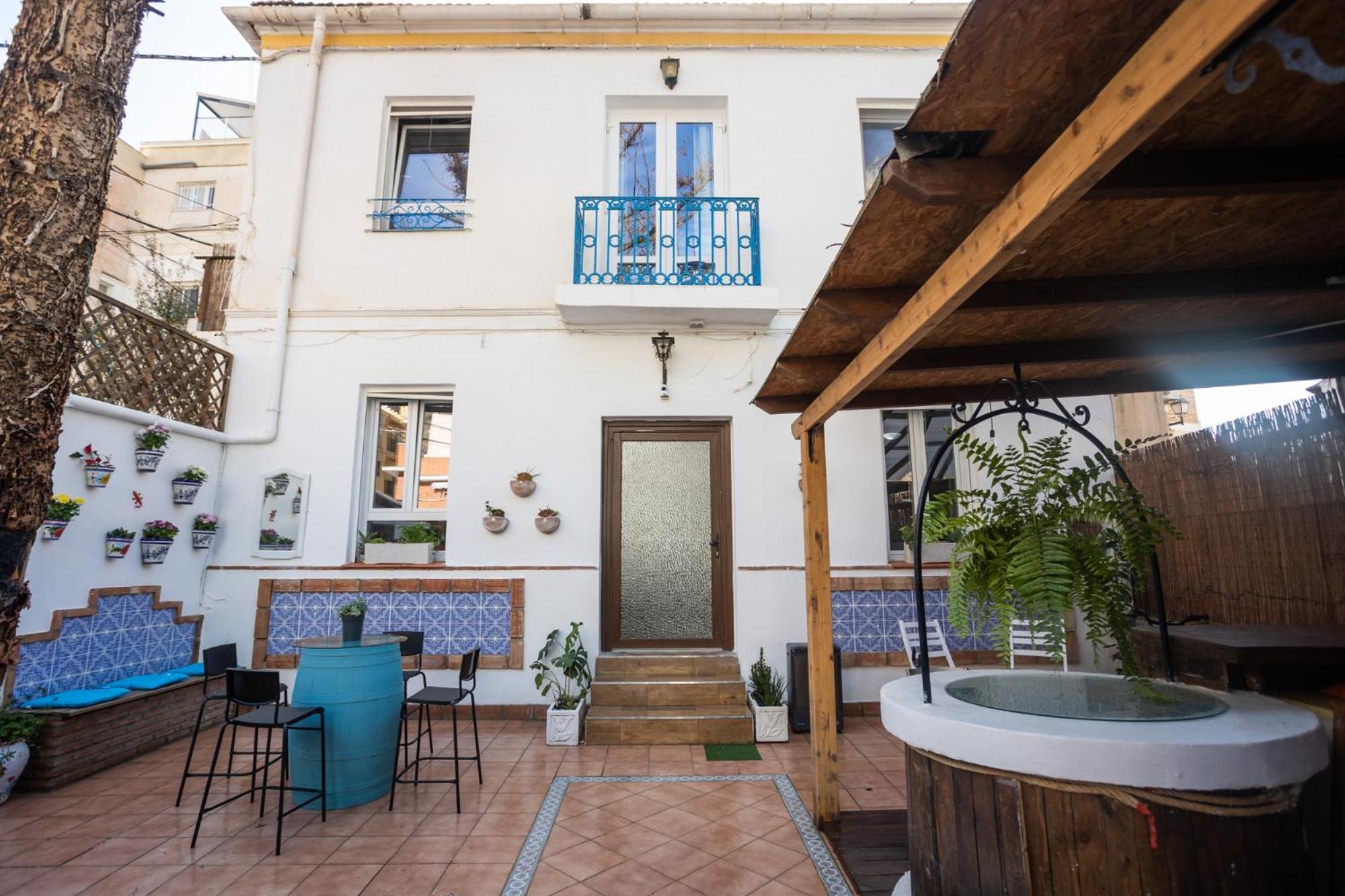 Naim Guest House Malaga Centro — Photos 1